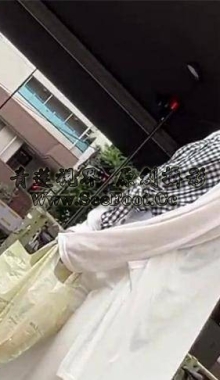 ���ٷ���Ь����β�浽�ҷŵ����������